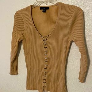 New August Silk Braided Front Women’s Knit Top sz S